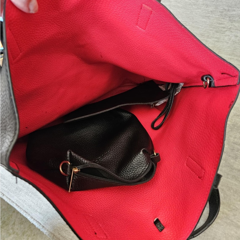 Elegant Black and Red Women's Tote Bag